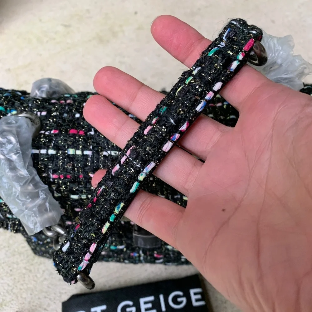 Authentic KURT GEIGER LONDON Tweed LG Crosb/Shoulder bag - Picture 4 of 15